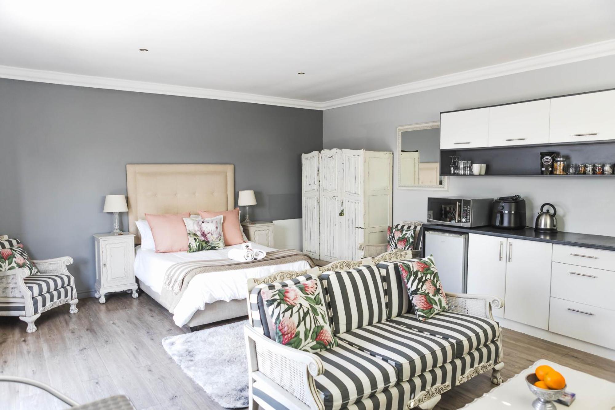 Namaste Spacious Studio Apartment Langebaan Eksteriør billede
