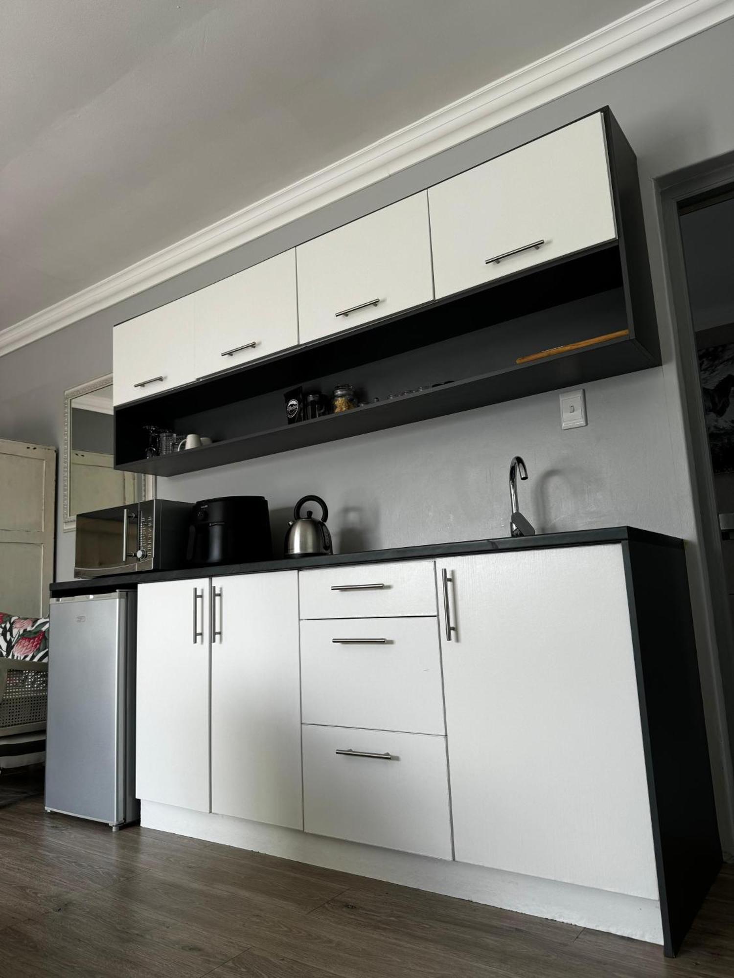 Namaste Spacious Studio Apartment Langebaan Eksteriør billede